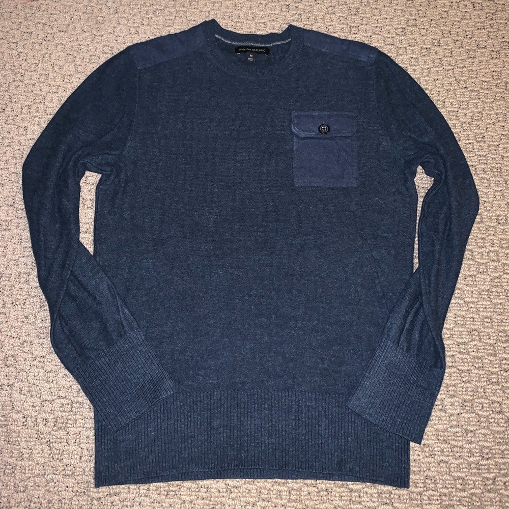 Blue Banana Republic crewneck sweater